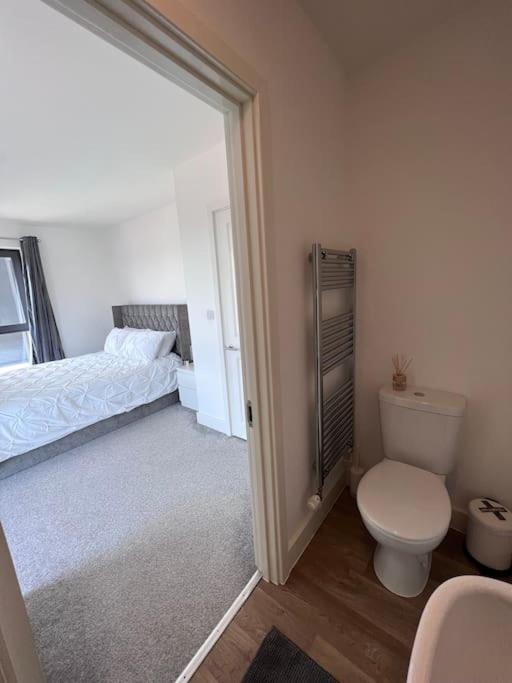 Canterbury Penthouse: Huge 2 Bed Ensuite + Balcony Eksteriør billede